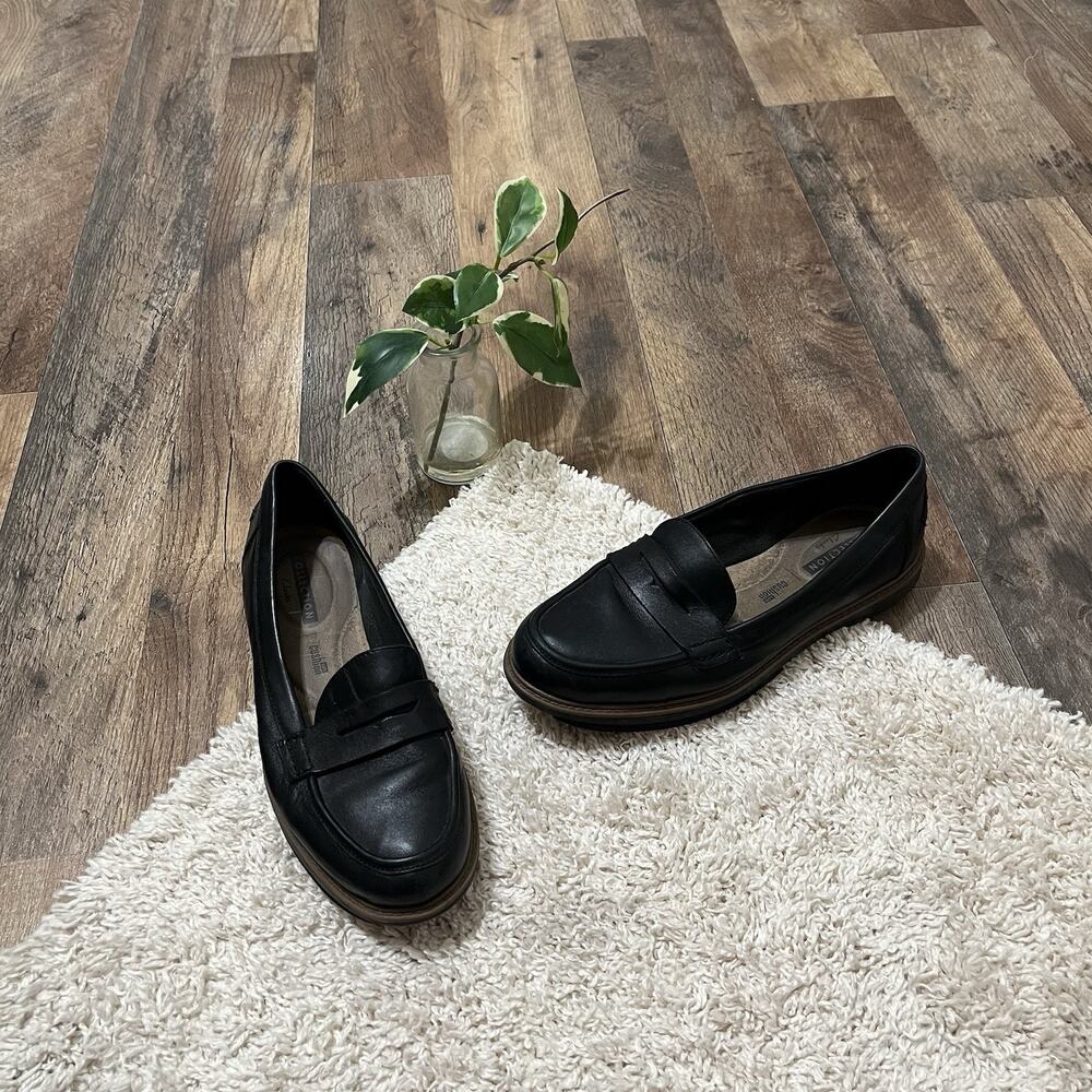 Clarks Size 7.5 Black Leather Slip-On Raisie Eletta Penny Loafers